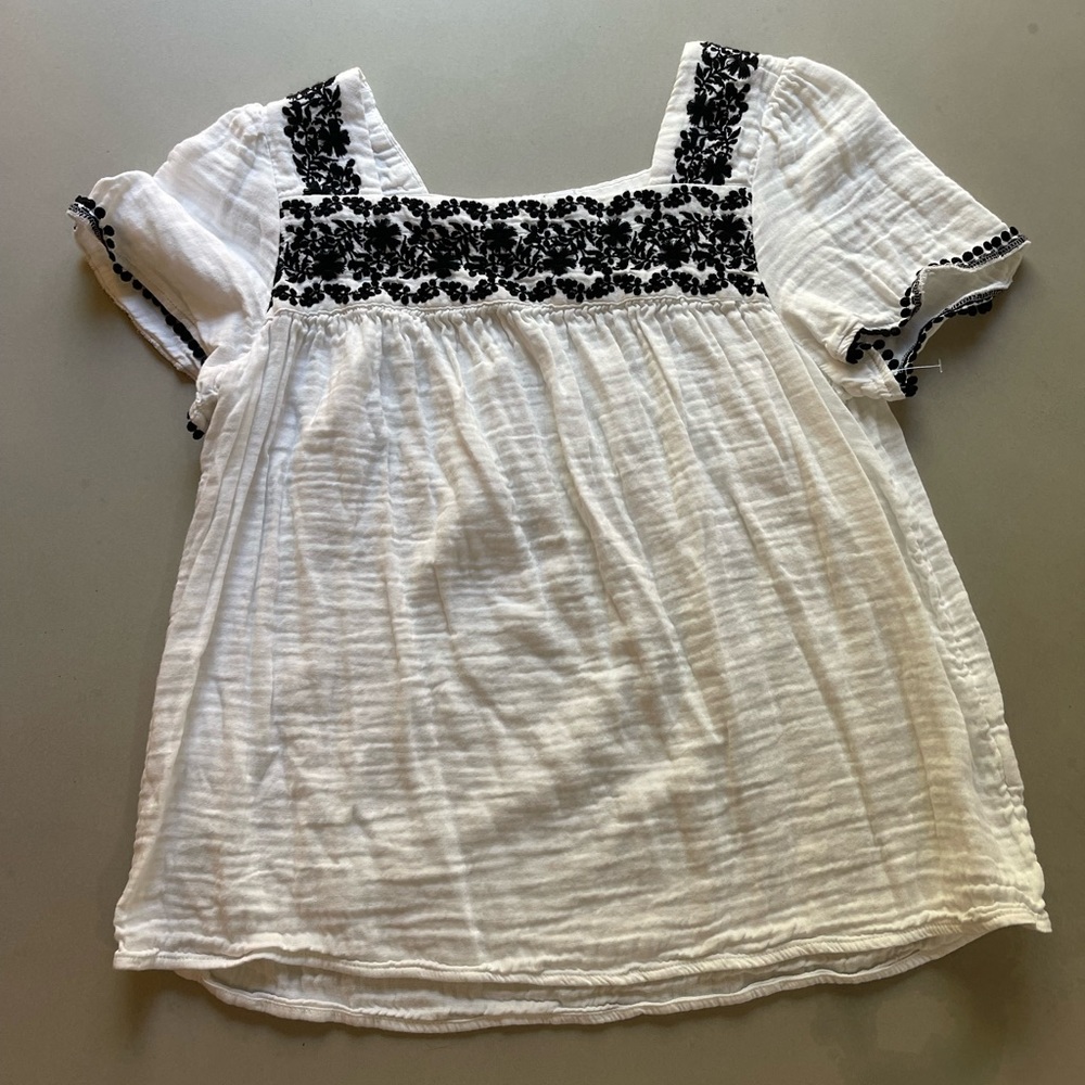 Old Navy Embroidered Peasant Top